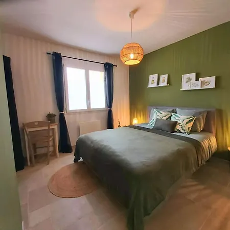 Holiday home Cocon Du Bonheur Marsaneix